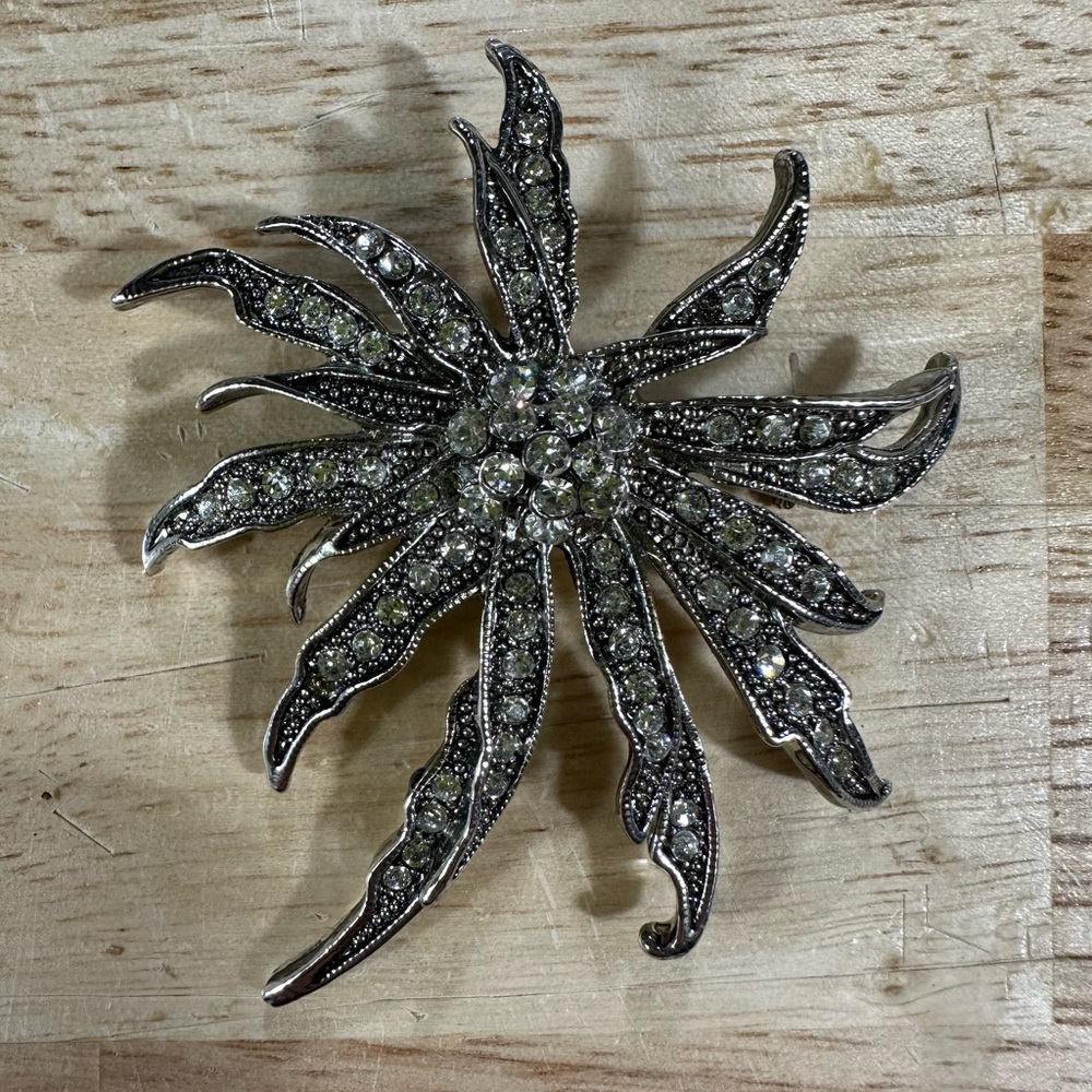 Rhinestone Silver Tone Brooch